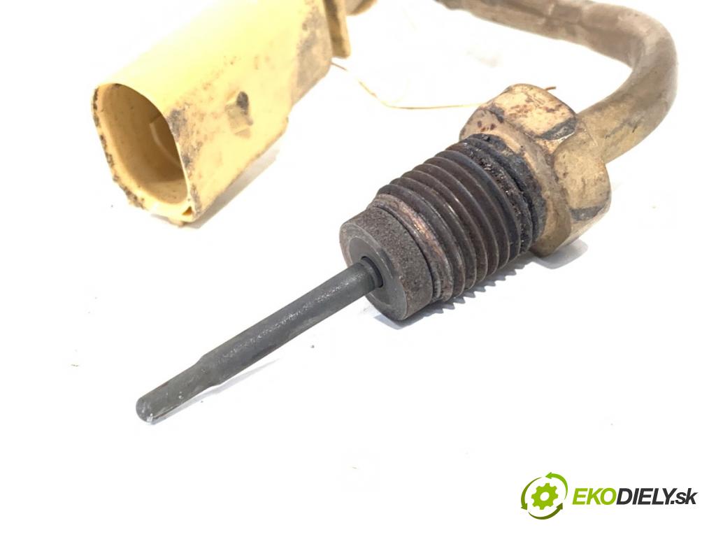 SKODA OCTAVIA IV Kombi 2022 150 kW 1.4 TSI iV 1395 Snímač teploty spalín  (Snímač)