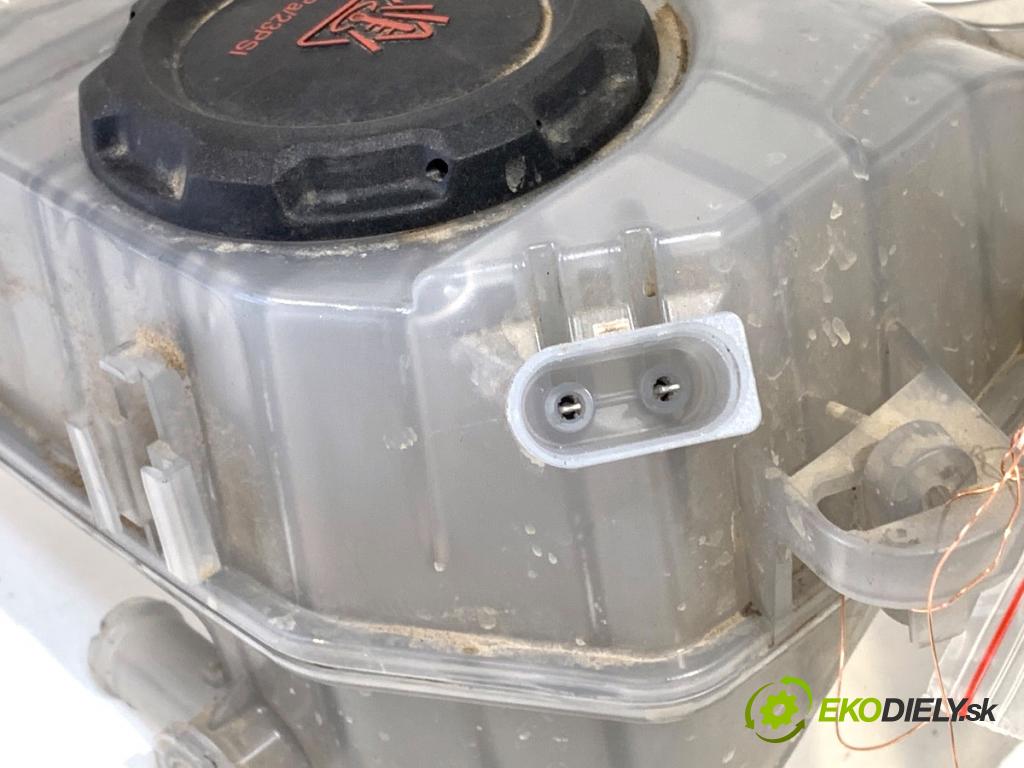 SKODA OCTAVIA IV Kombi 2022 150 kW 1.4 TSI iV 1395 Nádržka vyrovnávacia (kvapaliny) chladiaceho 5WA121407E