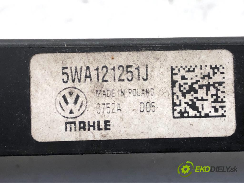SKODA OCTAVIA IV Kombi 2022 150 kW 1.4 TSI iV 1395 DALŠÍ: Chladič vody 5WA121251J
