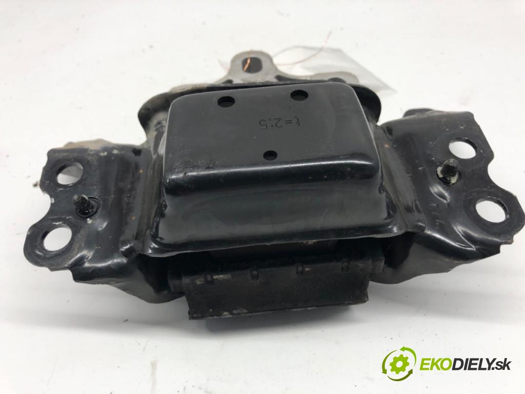 SKODA OCTAVIA IV Kombi 2022 150 kW 1.4 TSI iV 1395 Držiak prevodovky 5Q0199555AD