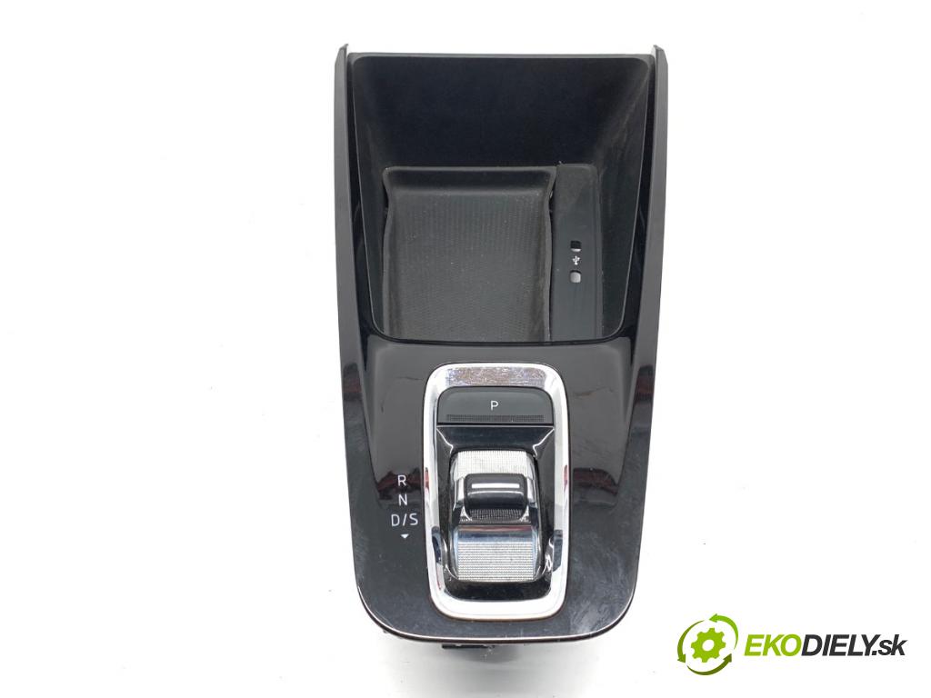 SKODA OCTAVIA IV Kombi 2022 150 kW 1.4 TSI iV 1395 kulisa 5E4713203BJ (Rýchlostné páky / kulisy)