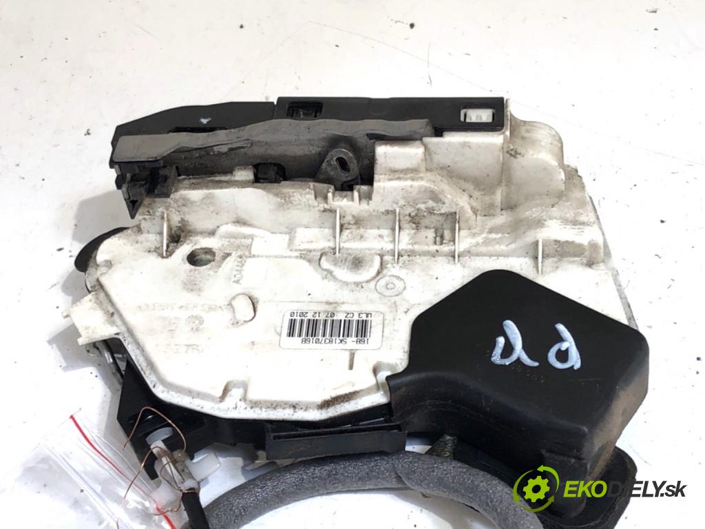 VW POLO V liftback 2011 66 kW 1.6 TDI 1598 zámok dveře pravý přední část 5K1837016B