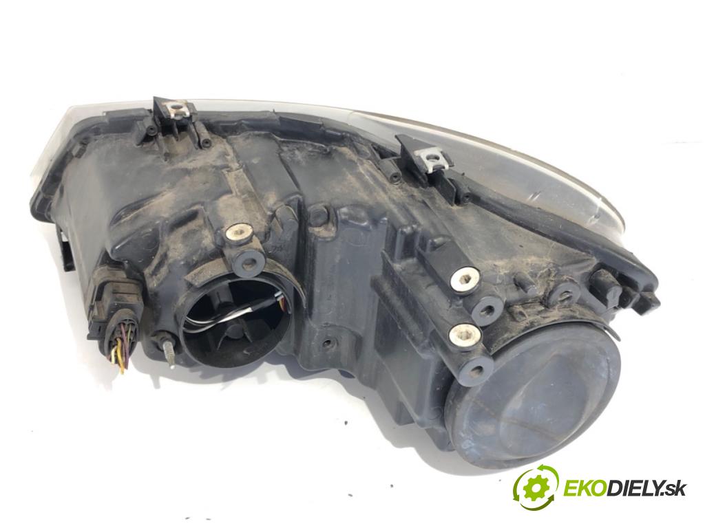 VW POLO V liftback 2011 66 kW 1.6 TDI 1598 Svetlomet pravy predný