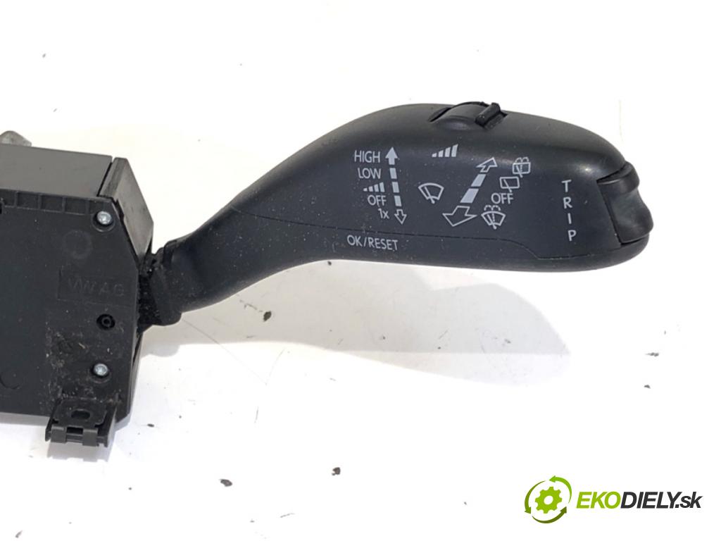 VW POLO V liftback 2011 66 kW 1.6 TDI 1598 Prepínač kombinovaný 6Q0953503EJ (Prepínacie páčky pod volantom)