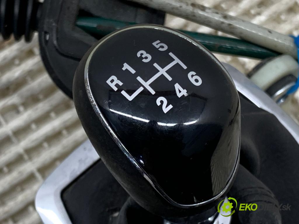 FORD KUGA I SUV 2008 100 kW 2.0 TDCi 4x4 1997 Kulisa  (Rýchlostná páka (kulisa))