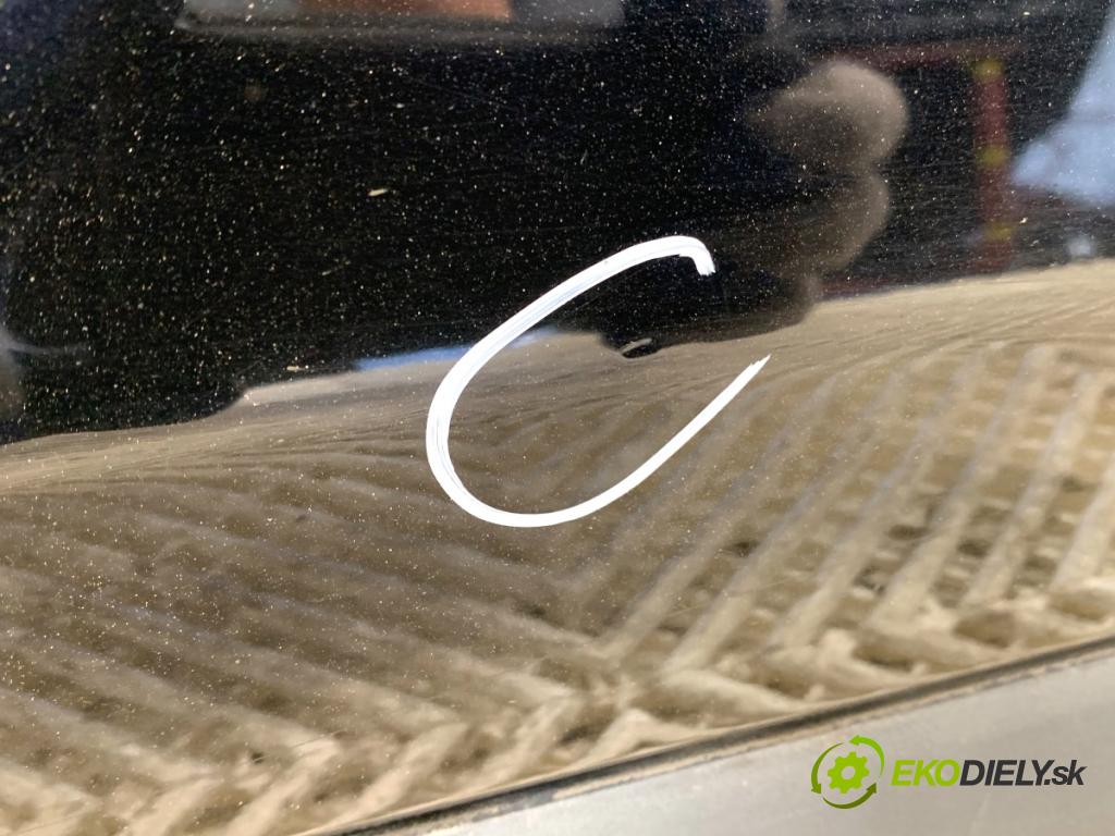 FORD KUGA I SUV 2008 100 kW 2.0 TDCi 4x4 1997 Dvere pravy predný