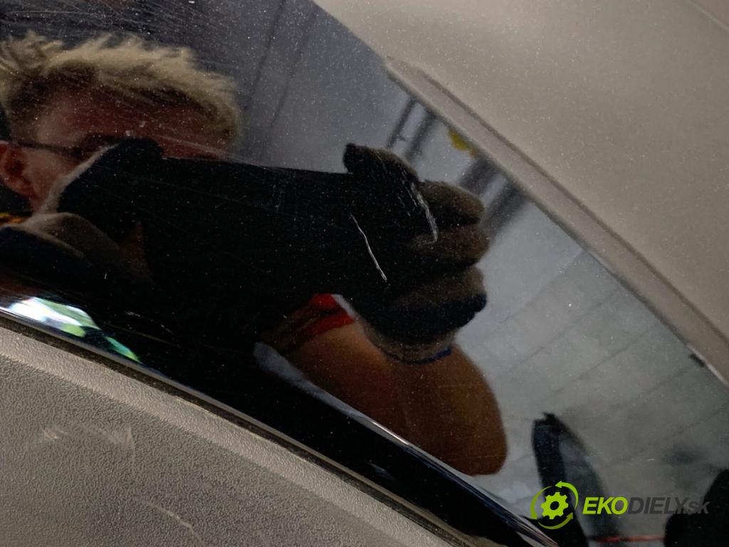 FORD KUGA I SUV 2008 100 kW 2.0 TDCi 4x4 1997 blatník pravý přední část