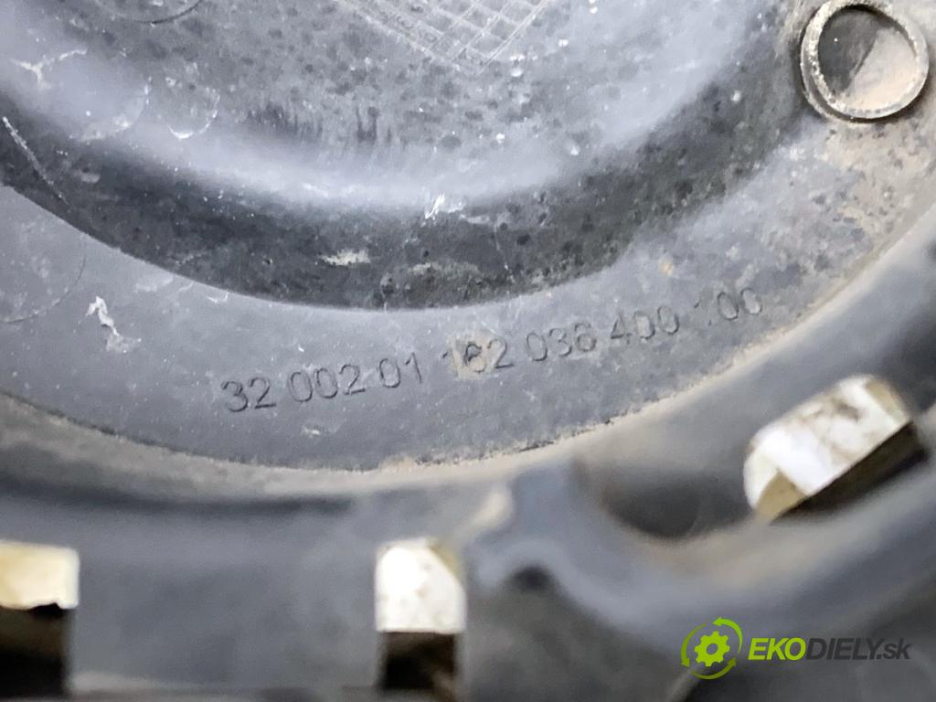 TOYOTA AYGO II liftback 2015 51 kW 1.0 (KGB40) 998 mří nárazníka přední část 162041200100 (Mřížky (masky) chladičů)
