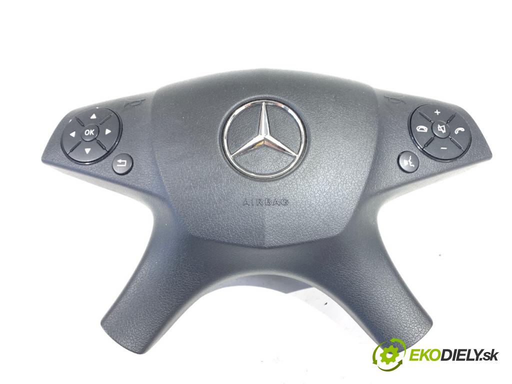 MERCEDES-BENZ S204 Kombi 2008 125 kW C 220 CDI (204.208) 2148 Palubná doska silentbloku pasy 2048601200 0008605602