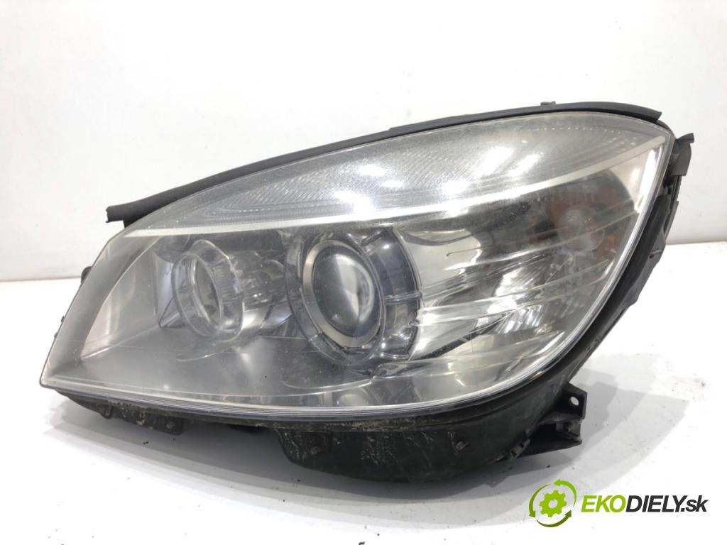 MERCEDES-BENZ S204 Kombi 2008 125 kW C 220 CDI (204.208) 2148 Svetlomet ľavy predný A2048200159