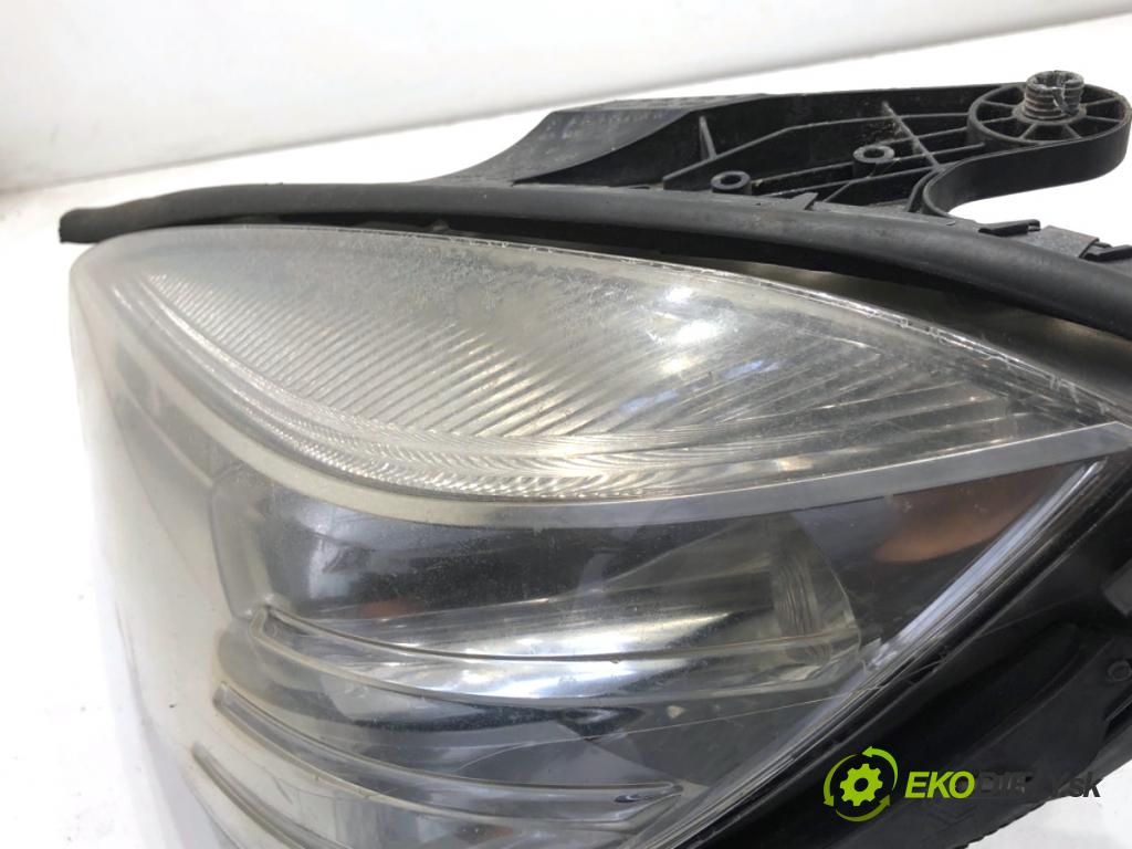 MERCEDES-BENZ S204 Kombi 2008 125 kW C 220 CDI (204.208) 2148 Svetlomet ľavy predný A2048200159