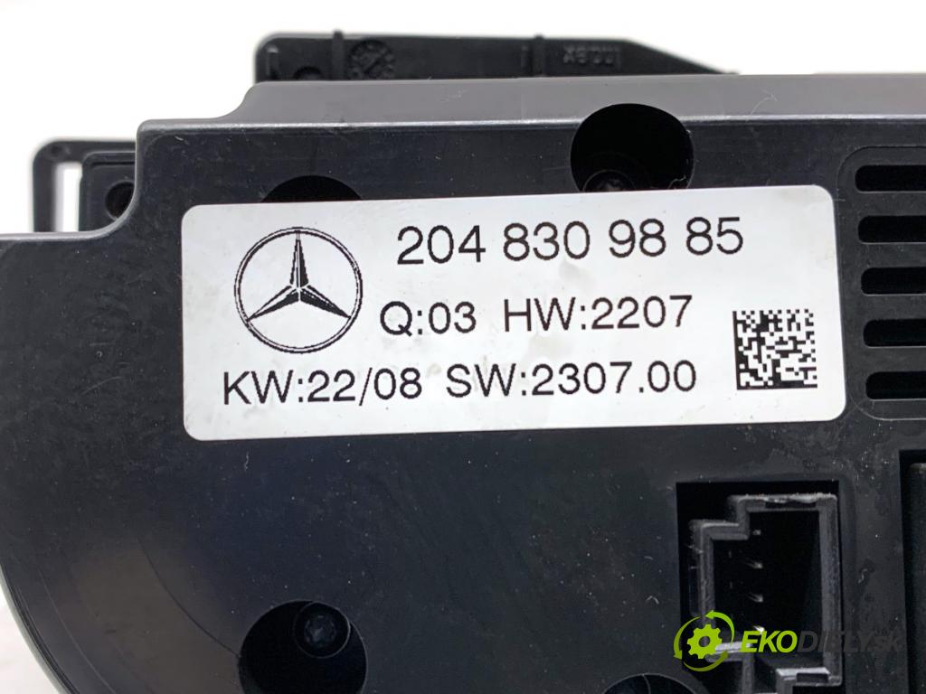 MERCEDES-BENZ S204 Kombi 2008 125 kW C 220 CDI (204.208) 2148 Panel ovládania kúrenia 2048309885 (Prepínacie páčky pod volantom)
