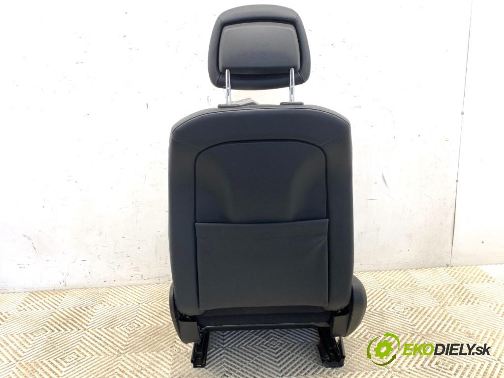 MERCEDES-BENZ S204 Kombi 2008 125 kW C 220 CDI (204.208) 2148 Sedadlo pravy predný
