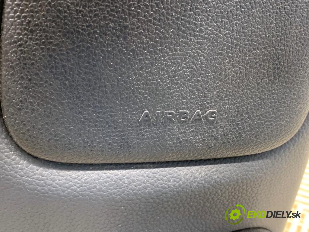 MERCEDES-BENZ S204 Kombi 2008 125 kW C 220 CDI (204.208) 2148 Sedadlo ľavy predný