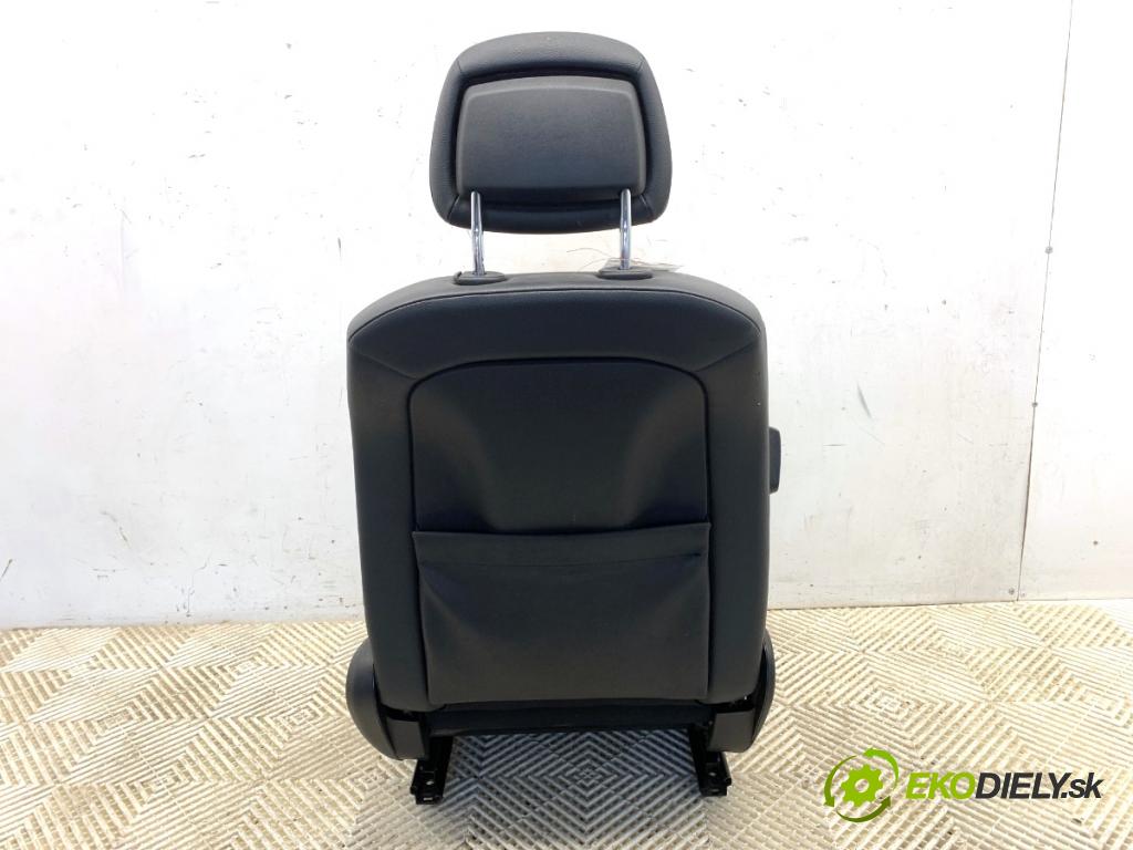 MERCEDES-BENZ S204 Kombi 2008 125 kW C 220 CDI (204.208) 2148 Sedadlo ľavy predný