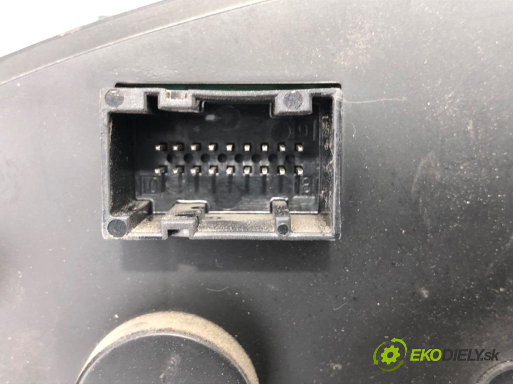 PEUGEOT BOXER II Skrzynia 2012 96 kW 2.2 HDi 130 2198 Prístrojovka 1371843080 (Prístrojová doska)