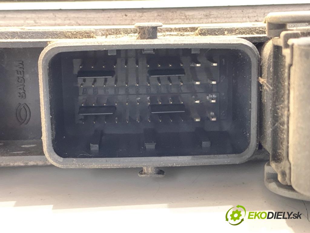 RENAULT SCÉNIC II nadwozie wielkoprzestrzenne (MPV) 2003 83 kW 1.6 (JM0C, JM0J, JM1B) 1598 riadiaca jednotka Motor  (Riadiaca jednotka)