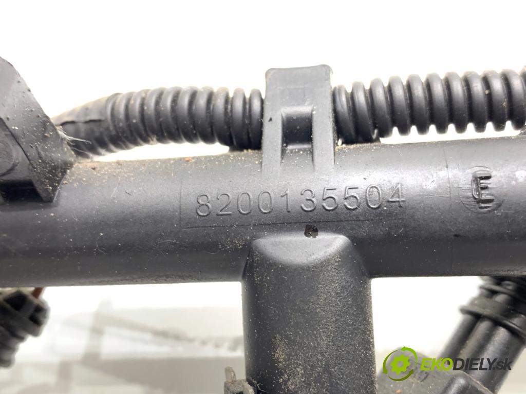 RENAULT SCÉNIC II nadwozie wielkoprzestrzenne (MPV) 2003 83 kW 1.6 (JM0C, JM0J, JM1B) 1598 Lišta vstrekovacia 8200135504 (Vstrekovacia lišta)