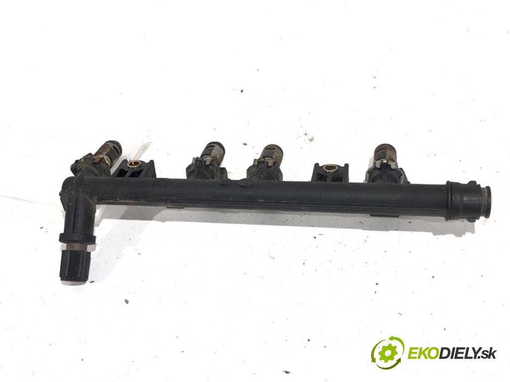 FIAT PANDA II liftback 2004 40 kW 1.1 (169.AXA1A) 1108 Lišta vstrekovacia  (Vstrekovacia lišta)