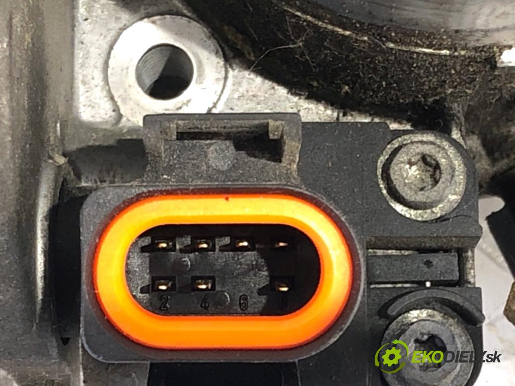 AUDI A6 C5 sedan 1997 121 kW 2.4 quattro 2393 Škrtiaca klapka 078133063AG (Škrtiaca klapka)