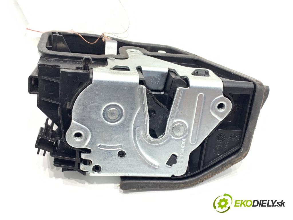 BMW F11 Kombi 2013 135 kW 520 d 1995 zámok dveře pravý zadní část 7229460