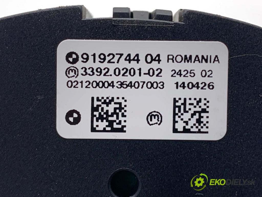 BMW F11 Kombi 2013 135 kW 520 d 1995 spínač světel 9192744