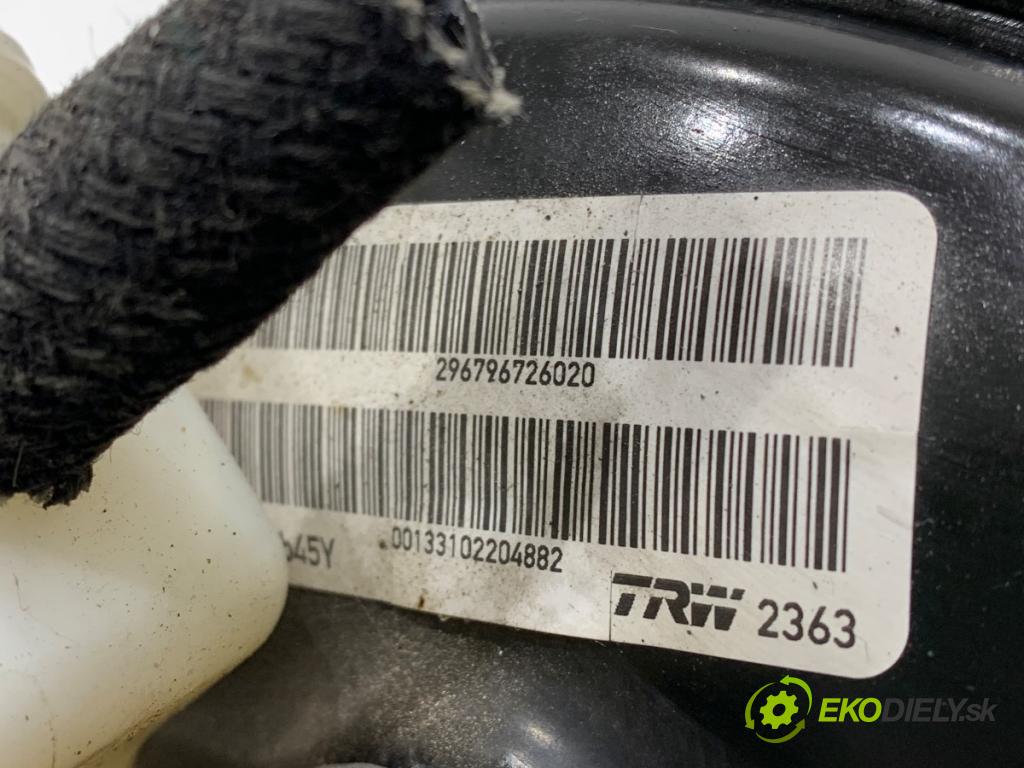 BMW F11 Kombi 2013 135 kW 520 d 1995 Posilovač bŕzd LAC115