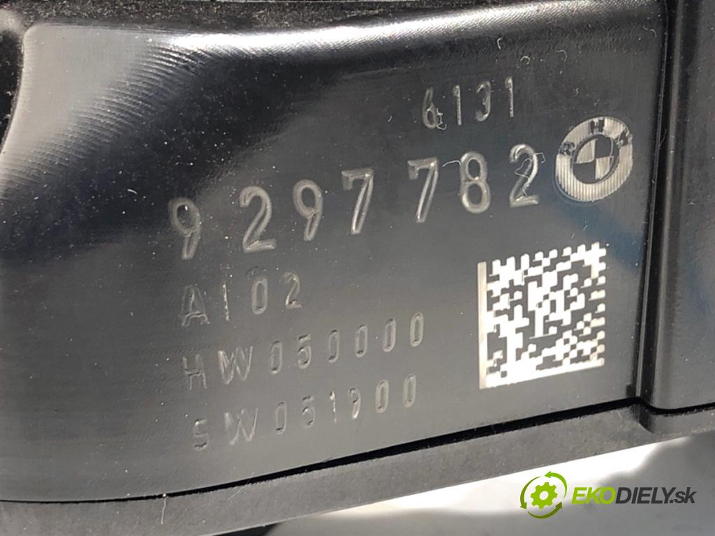BMW F11 Kombi 2013 135 kW 520 d 1995 Prepínač kombinovaný 9297782 (Prepínacie páčky pod volantom)