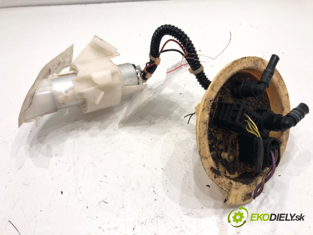BMW F11 Kombi 2013 135 kW 520 d 1995 pumpa paliva 7217065