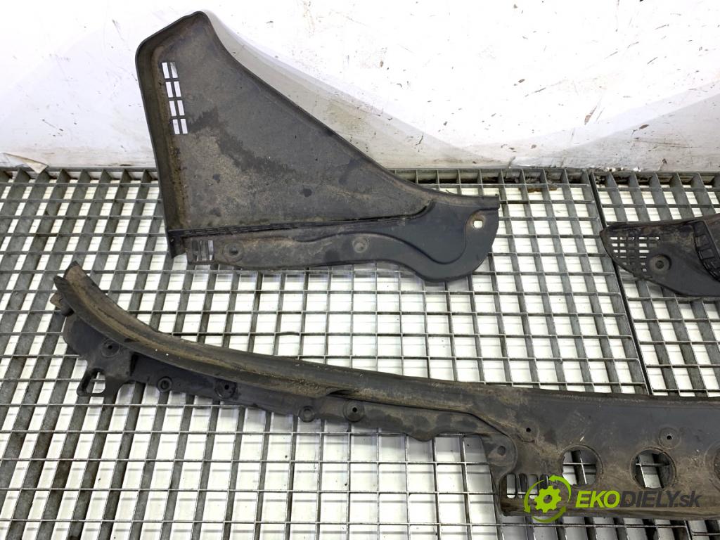 BMW F11 Kombi 2013 135 kW 520 d 1995 torpédo plast pod čelní okno 7203124 (Torpéda)