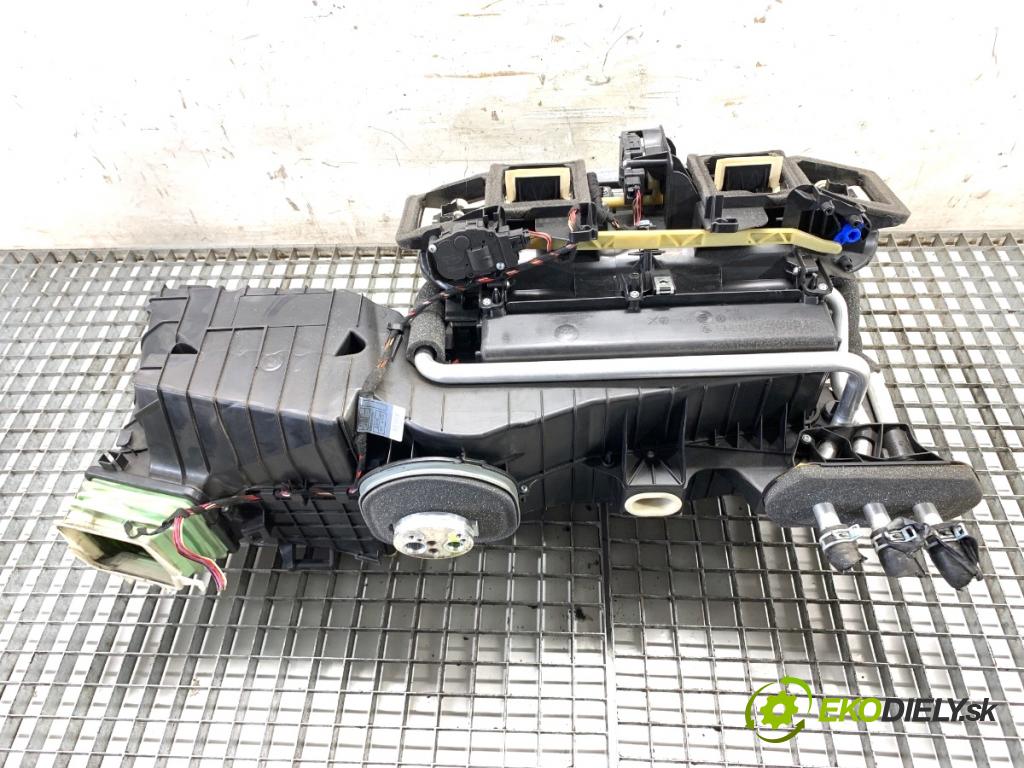 BMW F11 Kombi 2013 135 kW 520 d 1995 topné těleso radiátor topení komplet KOMBAJN 9202574 (Radiátory topení)