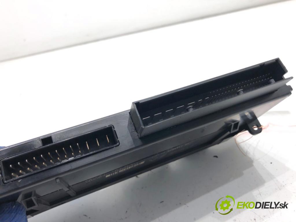 BMW F11 Kombi 2013 135 kW 520 d 1995 Modul komfortu 9286943 (Modul komfortu)