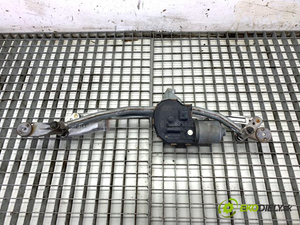 BMW F11 Kombi 2013 135 kW 520 d 1995 mechanismus stěračů přední část 7308771 (Motorky stěračů)