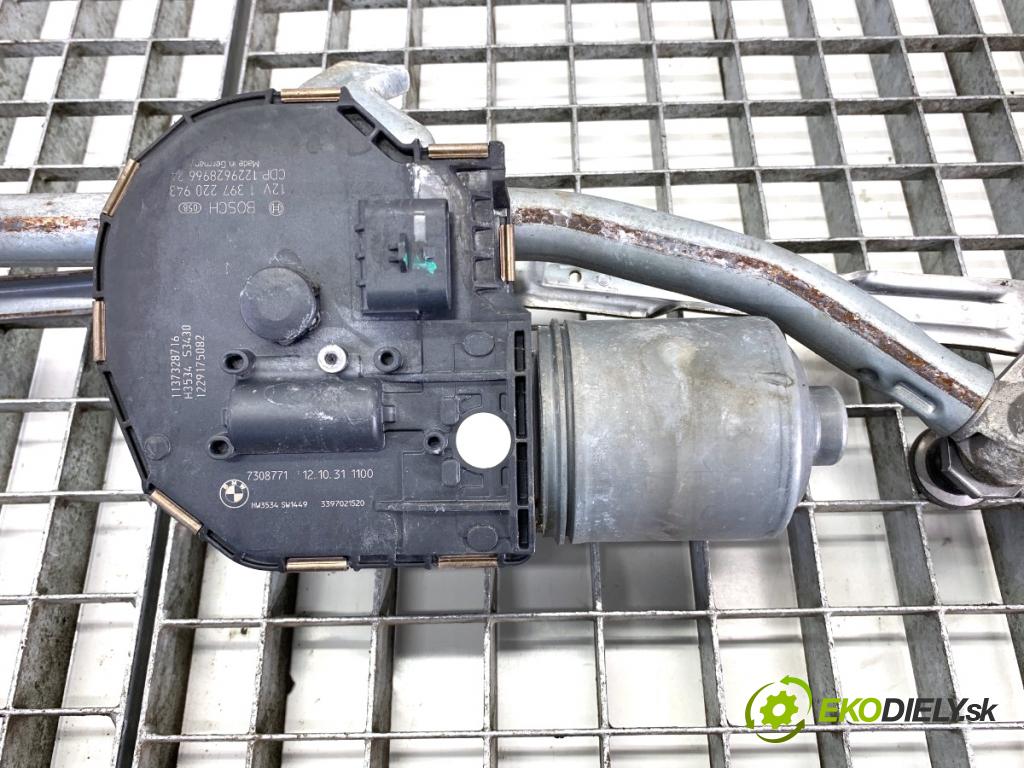 BMW F11 Kombi 2013 135 kW 520 d 1995 mechanismus stěračů přední část 7308771 (Motorky stěračů)