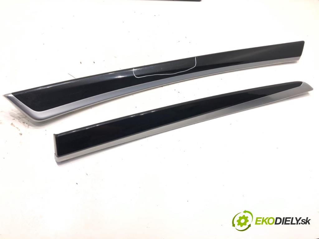 BMW F11 Kombi 2013 135 kW 520 d 1995 lišty kryt 9166649 (Lišta)