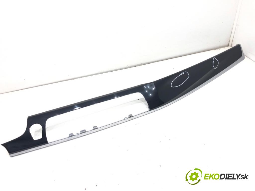 BMW F11 Kombi 2013 135 kW 520 d 1995 lišty kryt 9166649 (Lišta)