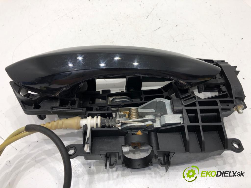 BMW F11 Kombi 2013 135 kW 520 d 1995 Kľučka vonkajšia pravy zad
