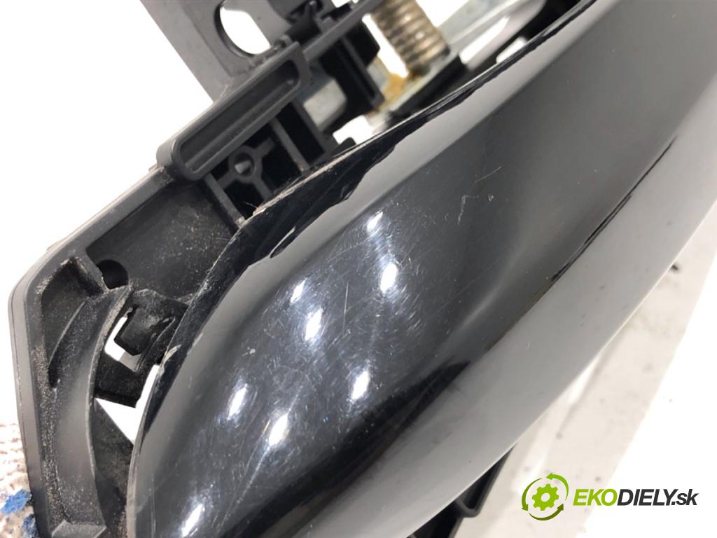 BMW F11 Kombi 2013 135 kW 520 d 1995 Kľučka vonkajšia ľavy zad