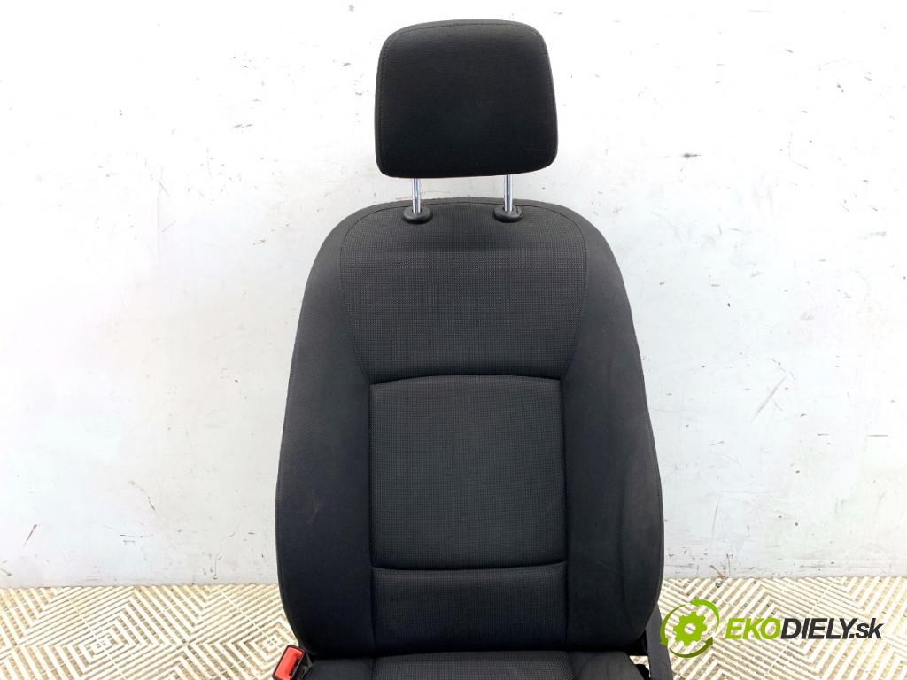 BMW F11 Kombi 2013 135 kW 520 d 1995 Sedadlo ľavy predný