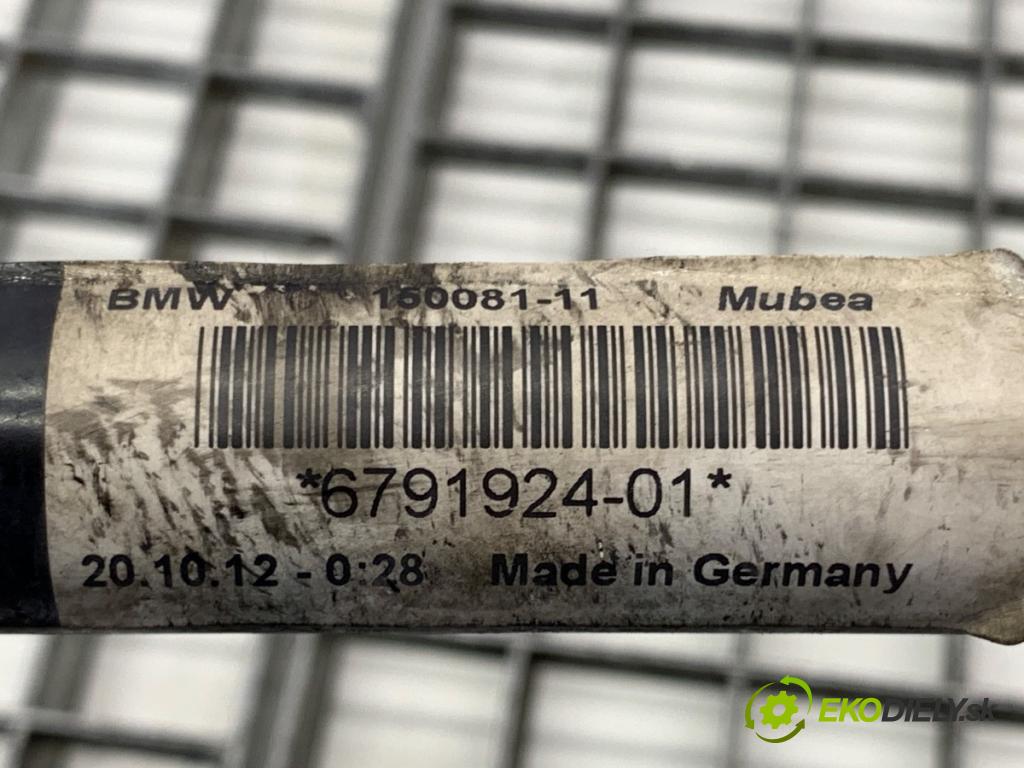 BMW F11 Kombi 2013 135 kW 520 d 1995 tyč stabilizátora přední část 6791924 (Držáky stabilizátoru)