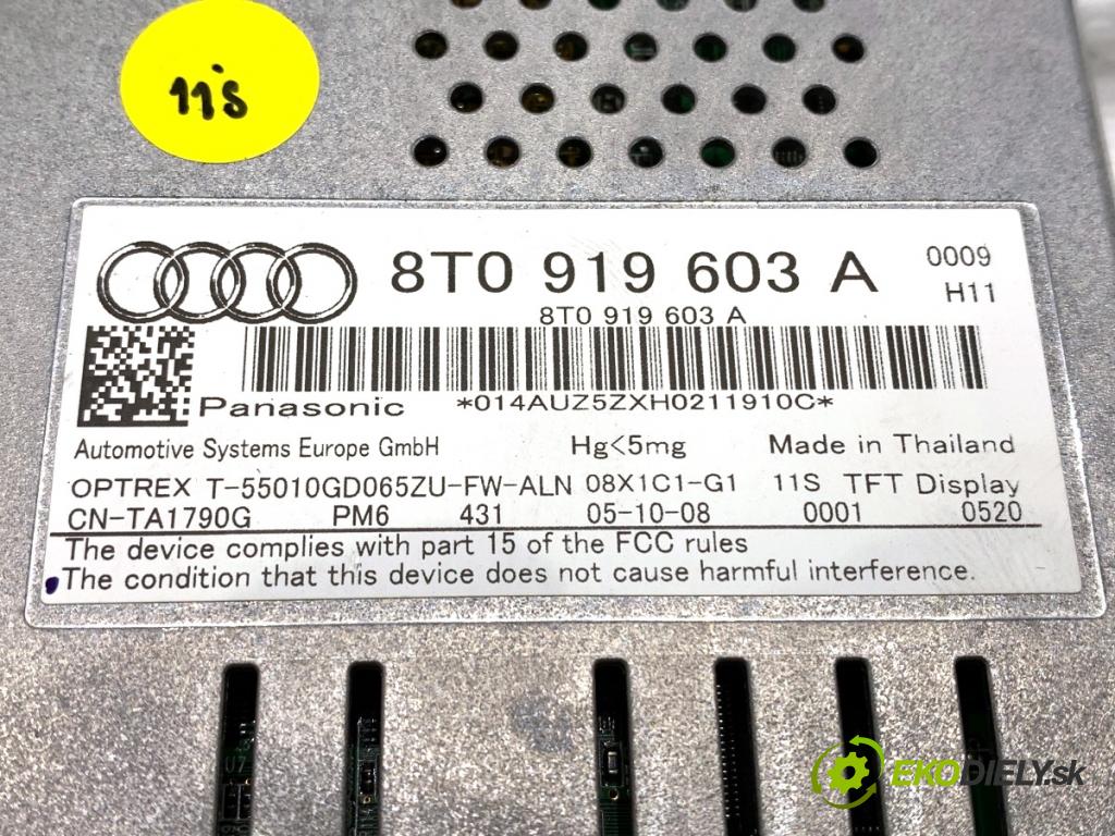 AUDI A4 B8 Kombi 2009 118 kW 1.8 TFSI 1798 Dislpej 8T0919603A (Prístrojová doska)