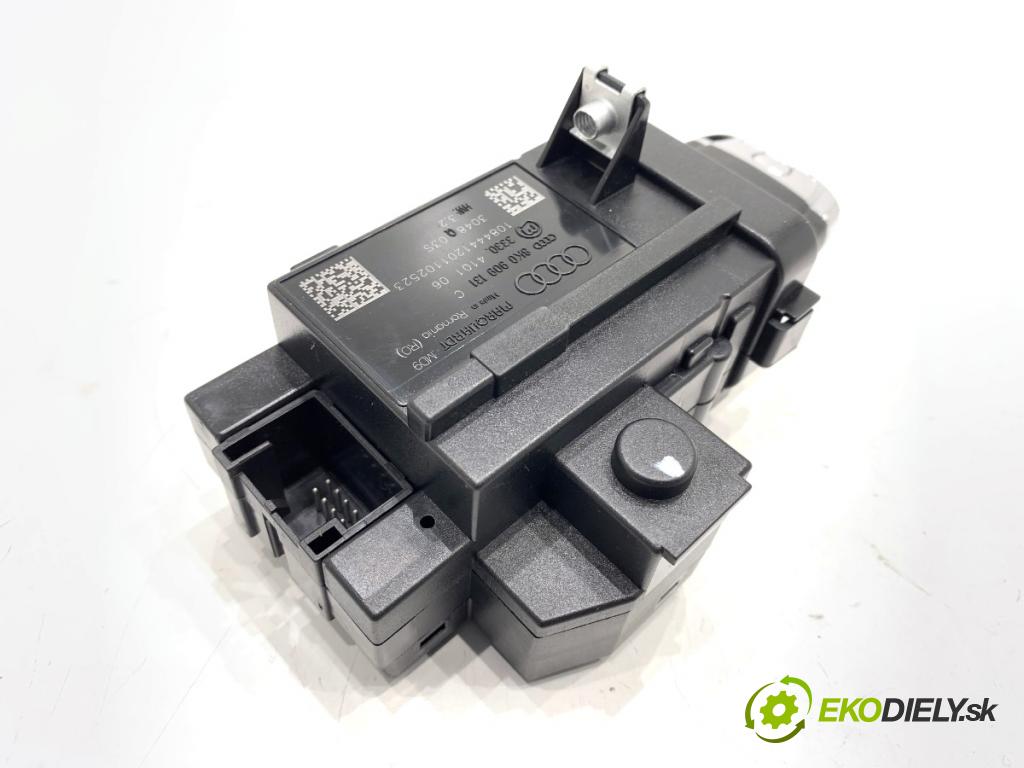 AUDI A4 B8 Kombi 2009 118 kW 1.8 TFSI 1798 spinačka 8K0909131C (Spínacia skrinka)