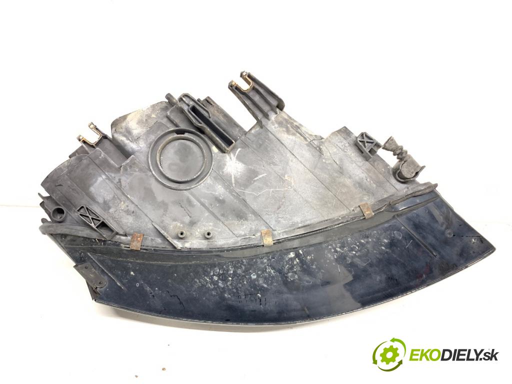 AUDI A4 B8 Kombi 2009 118 kW 1.8 TFSI 1798 Svetlomet ľavy predný 8K0941029
