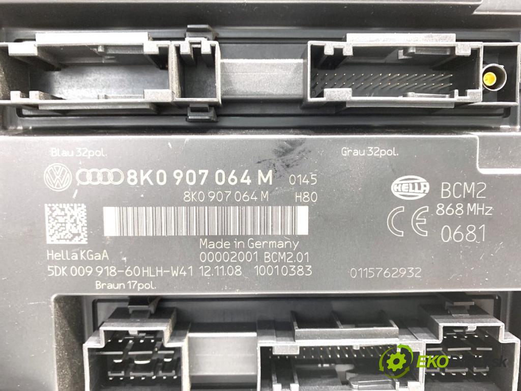 AUDI A4 B8 Kombi 2009 118 kW 1.8 TFSI 1798 Modul komfortu 8K0907064M (Modul komfortu)