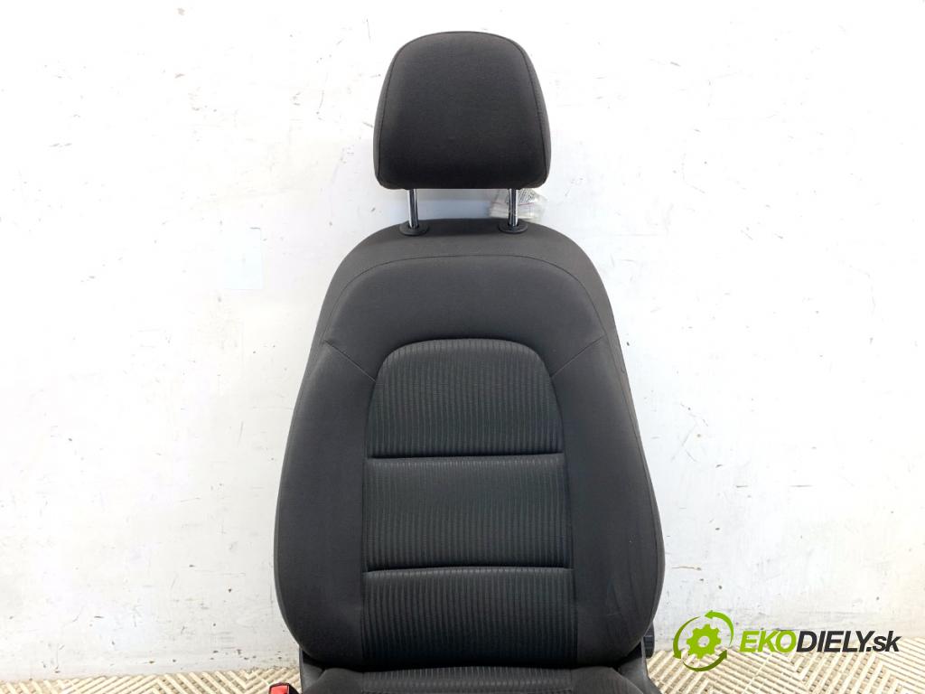 AUDI A4 B8 Kombi 2009 118 kW 1.8 TFSI 1798 Sedadlo ľavy predný