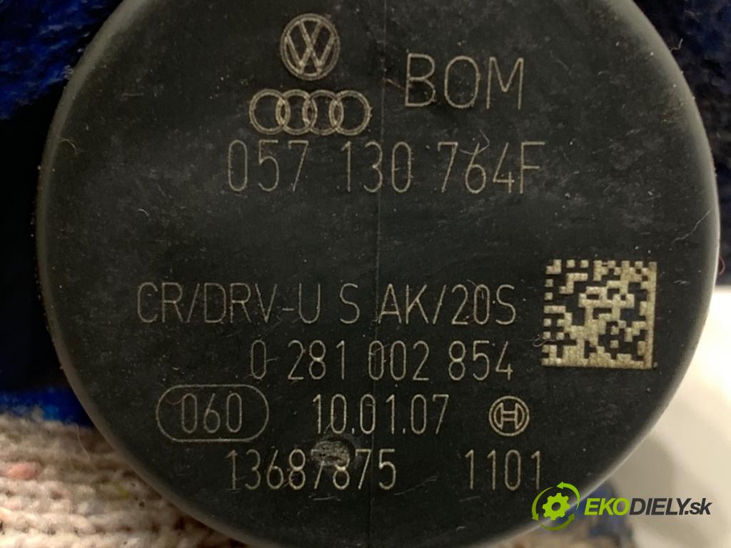 AUDI Q7 4L SUV 2007 240 kW 4.2 TDI quattro 4134 Regulátor tlaku paliva 057130764F (Palivový systém ostatné)