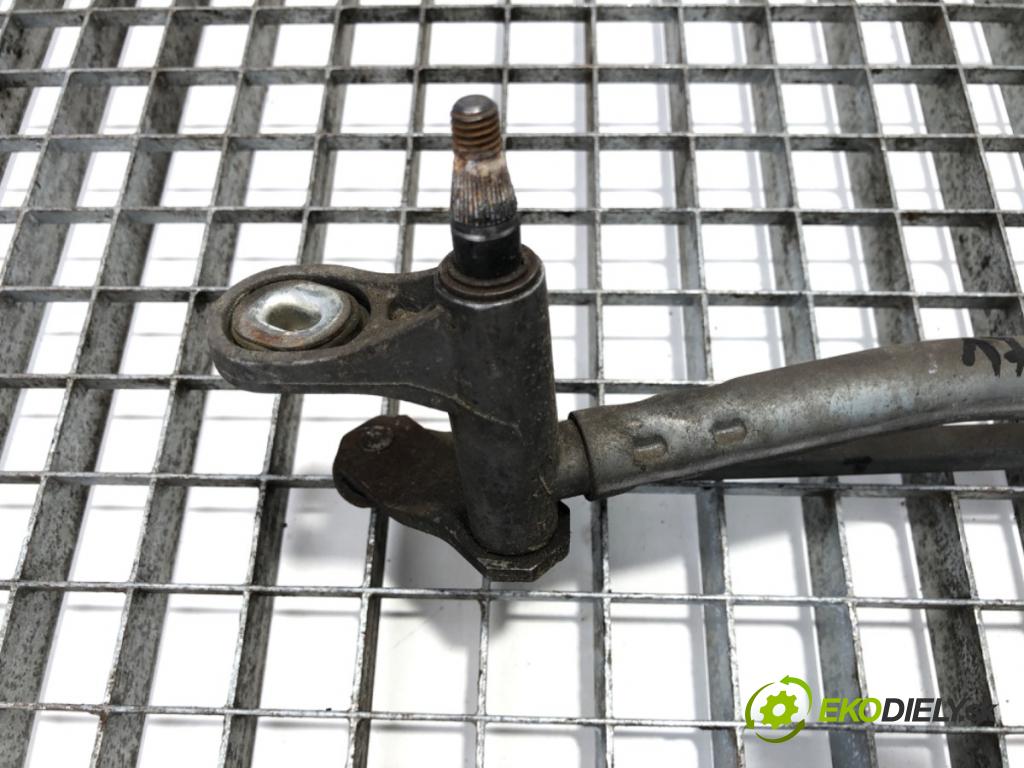 PEUGEOT BOXER II Skrzynia 2012 96 kW 2.2 HDi 130 2198 Mechanizmus stieračov predný  (Motorček stieračov predný)