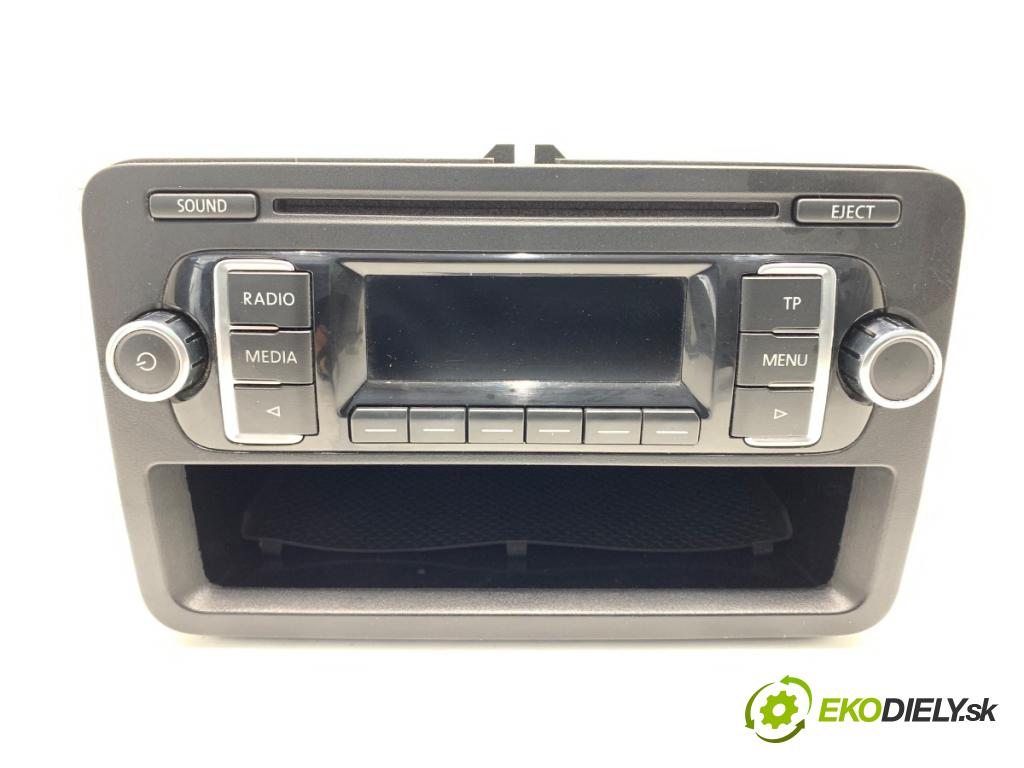 VW GOLF VI liftback 2012 66 kW 1.6 TDI 1598 RADIO 5K0035156A (Audio zariadenie)
