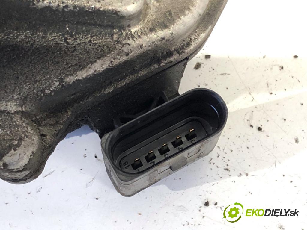 VW GOLF VI liftback 2012 66 kW 1.6 TDI 1598 Škrtiaca klapka 03L128063AD (Škrtiaca klapka)
