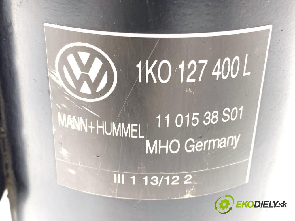 VW GOLF VI liftback 2012 66 kW 1.6 TDI 1598 Obal filtra paliva 1K0127400L (Obal palivového filtra)
